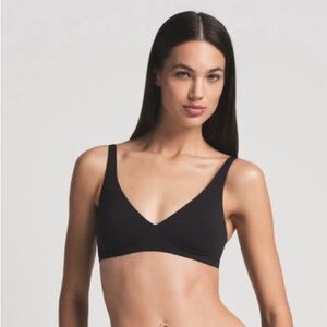 Skims naked plunge bralette